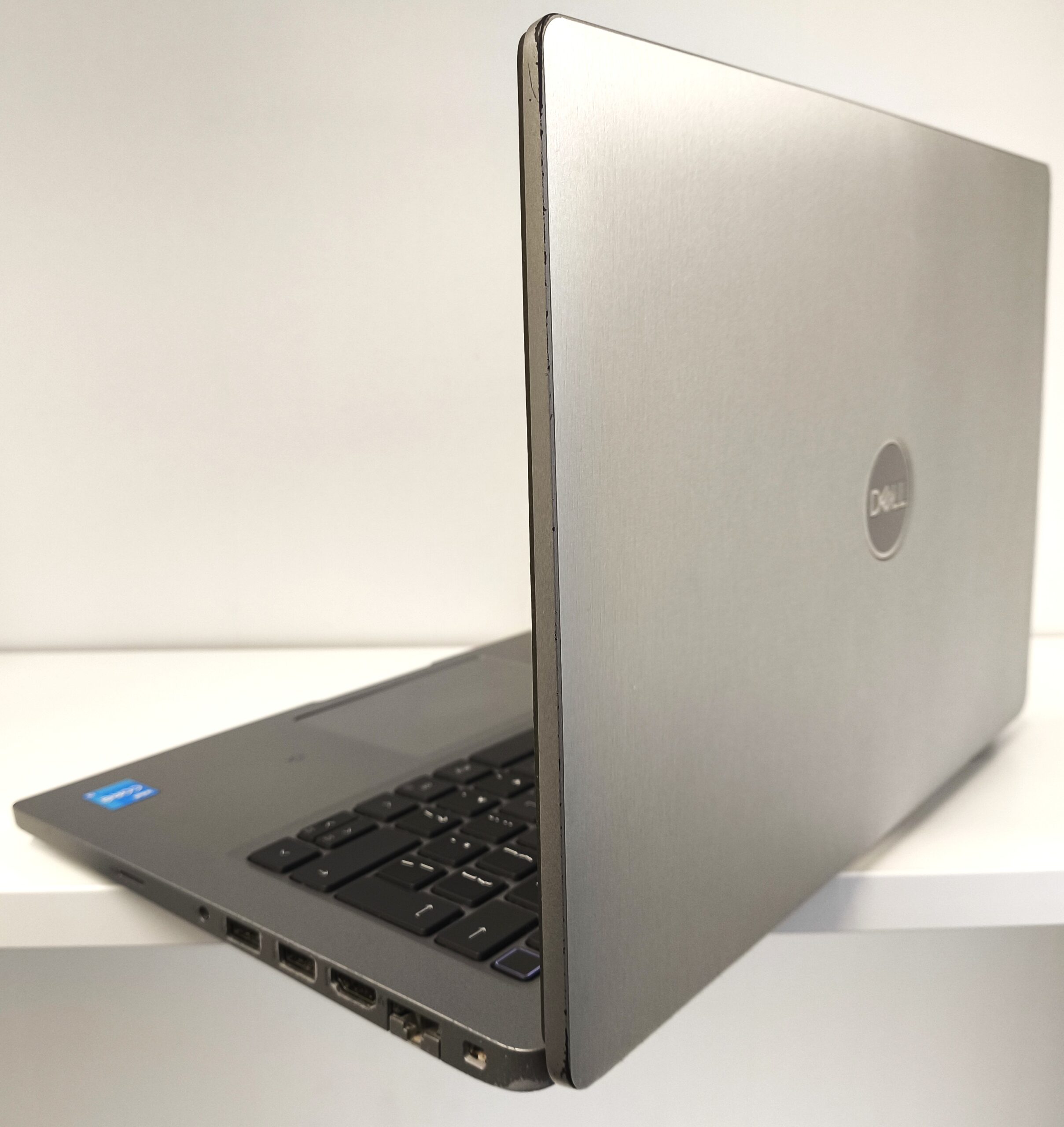 Laptop DELL Latitude 5420 Core i3-1125G4 16GB 256GB 14" FHD Windows 11 - obrazek 3