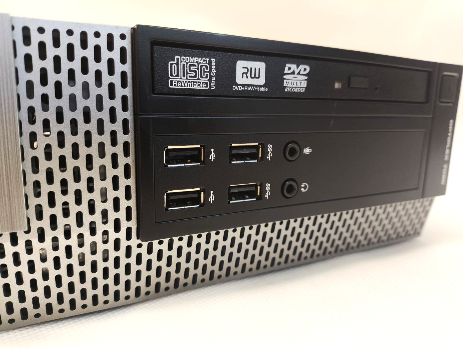 Komputer DELL OptiPlex 7020 SFF Core i5-4690T 8GB 512GB SSD AMR Radeon HD 1GB Windows 11 - obrazek 3