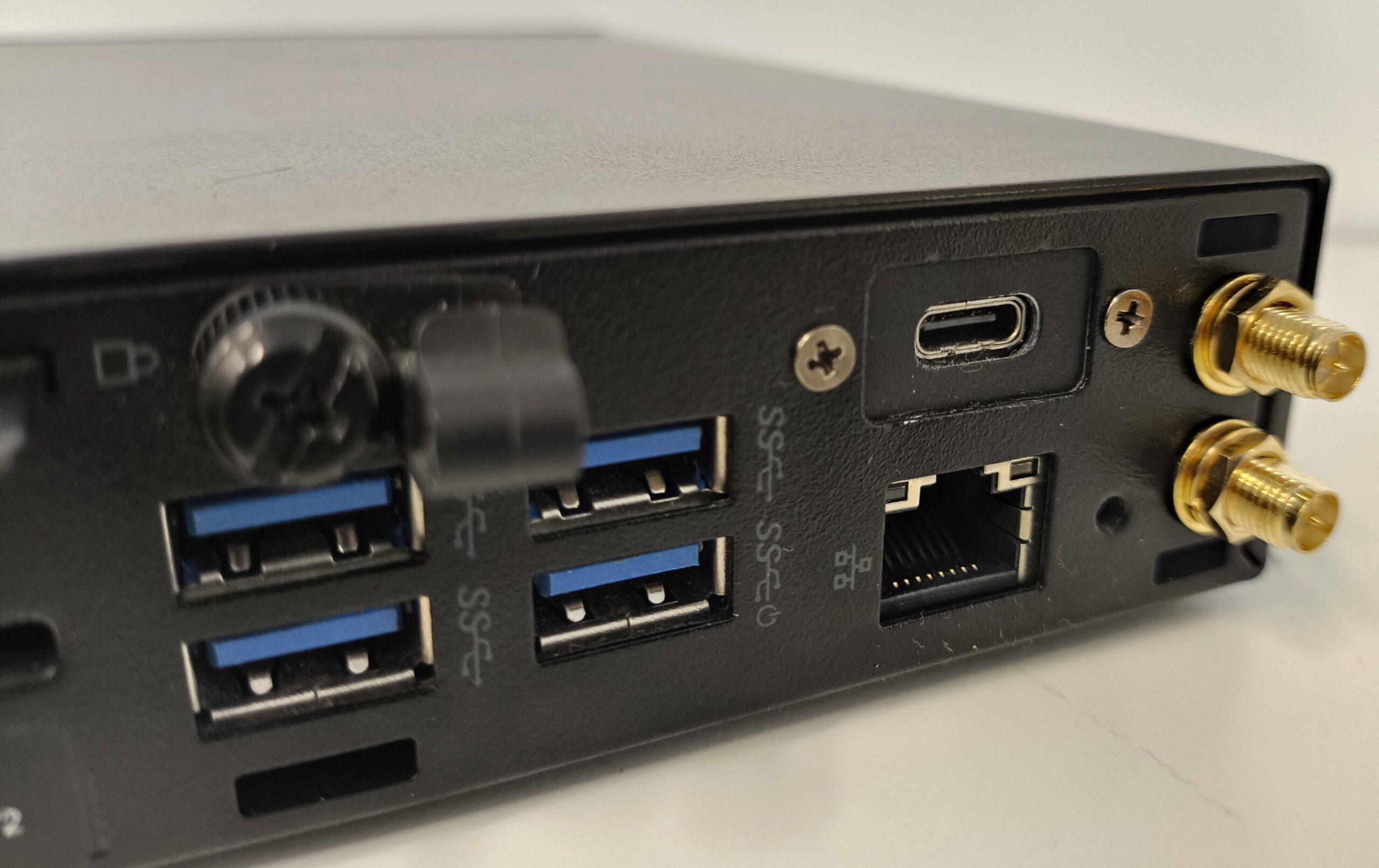 Komputer DELL OptiPlex 5060 Micro PC Core i5-8600T 8GB 256GB SSD 750GB HDD WiFi Windows 11 - obrazek 7