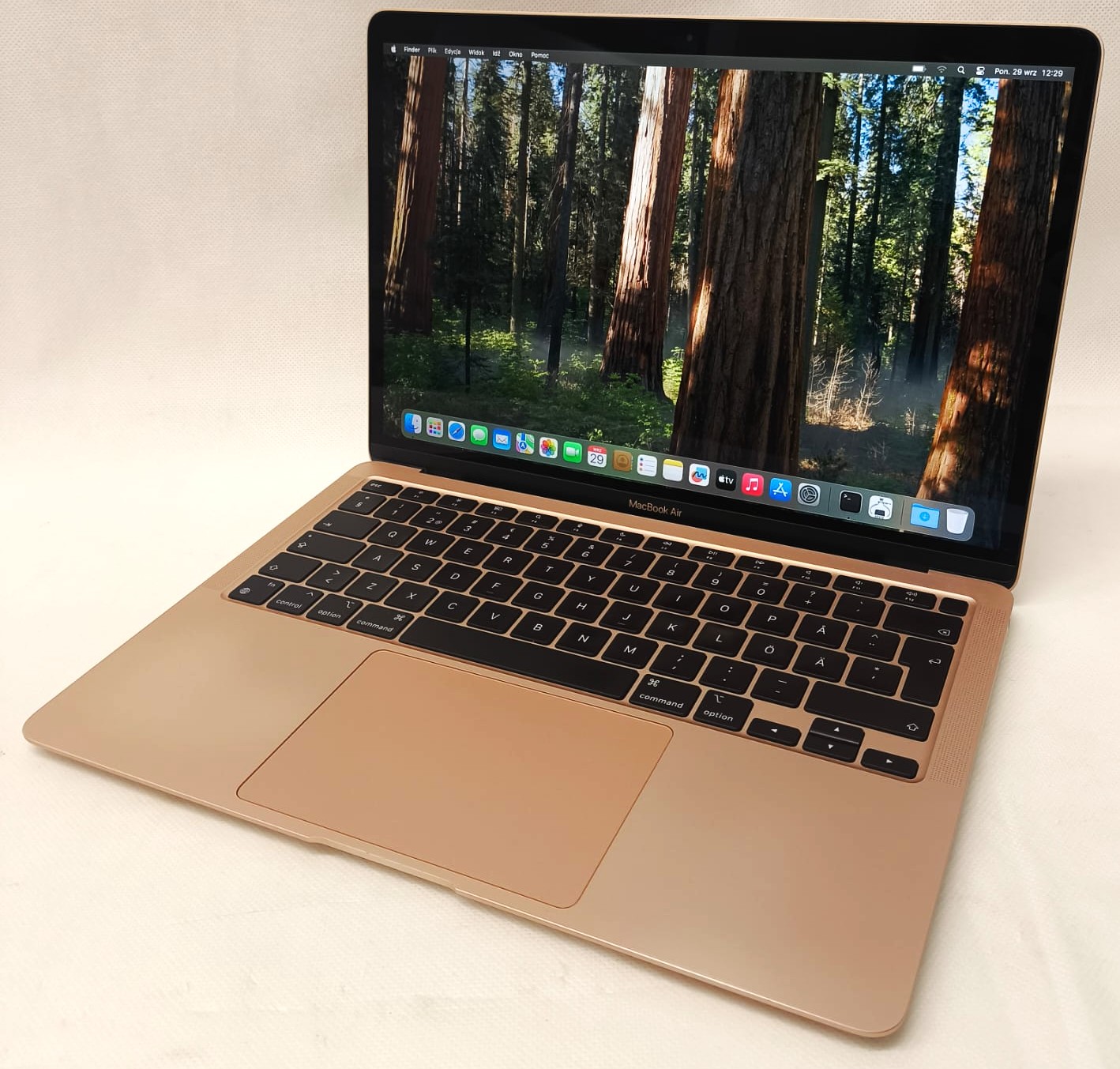 Laptop APPLE MacBook AIR 2020r. M1 8Core 16GB 512GB 13,3" Rose Gold - obrazek 8