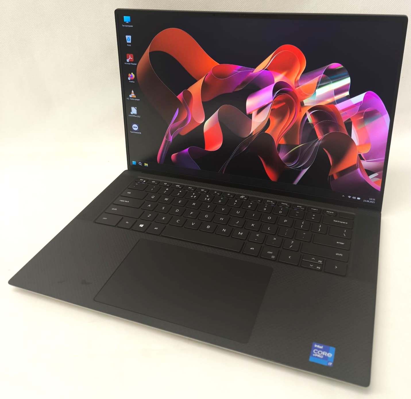 Laptop DELL Precision 5560 Core i7-11850H 32GB 512GB SSD 15,6" FHD+ QUADRO T1200 4GB Windows 11 - obrazek 9