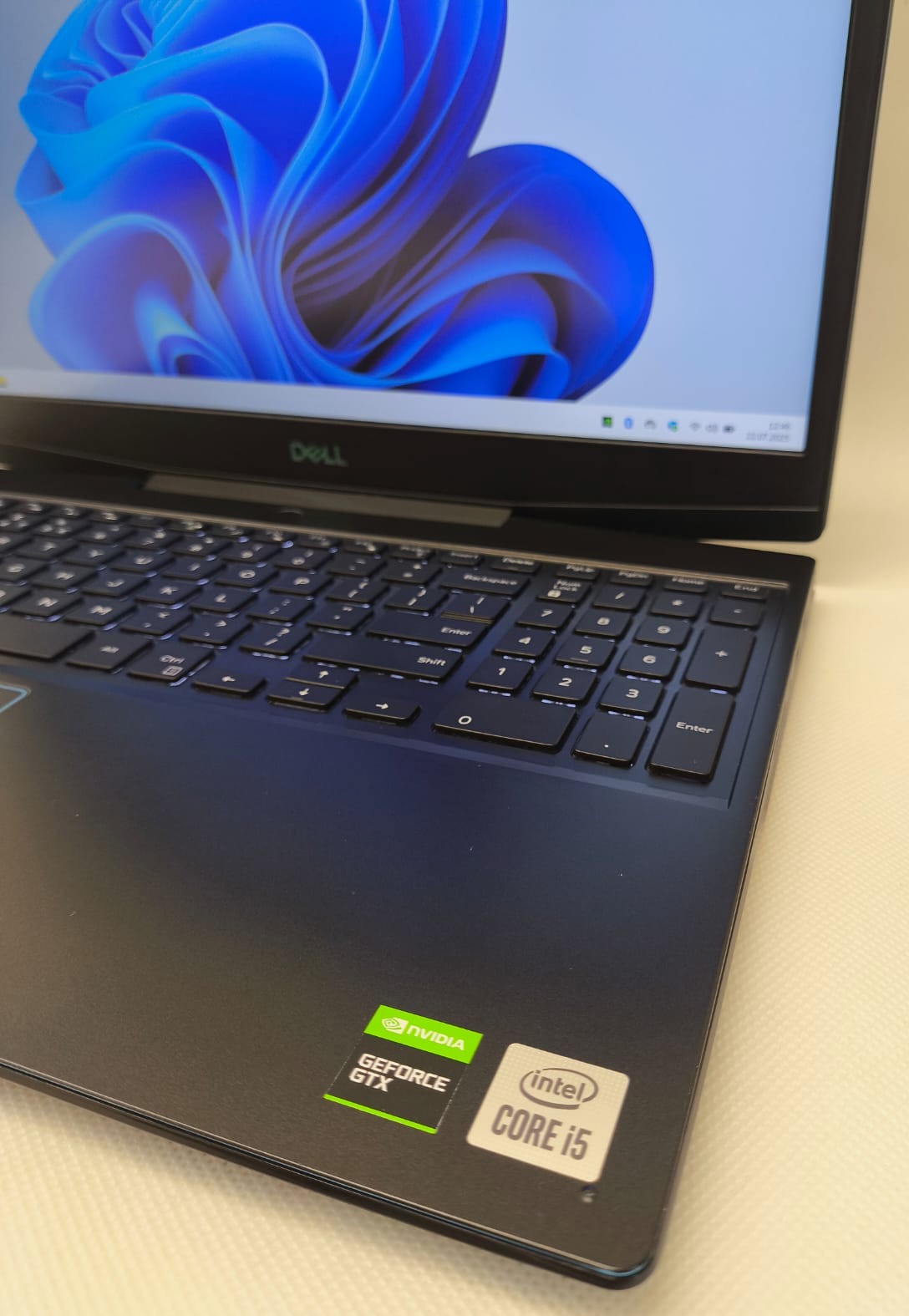 Laptop GAMINGOWY DELL 15 G3 Core i5 10300H 32GB 1TB SSD GTX 1650Ti 4GB 15,6" FHD 144Hz Windows 11 - obrazek 8