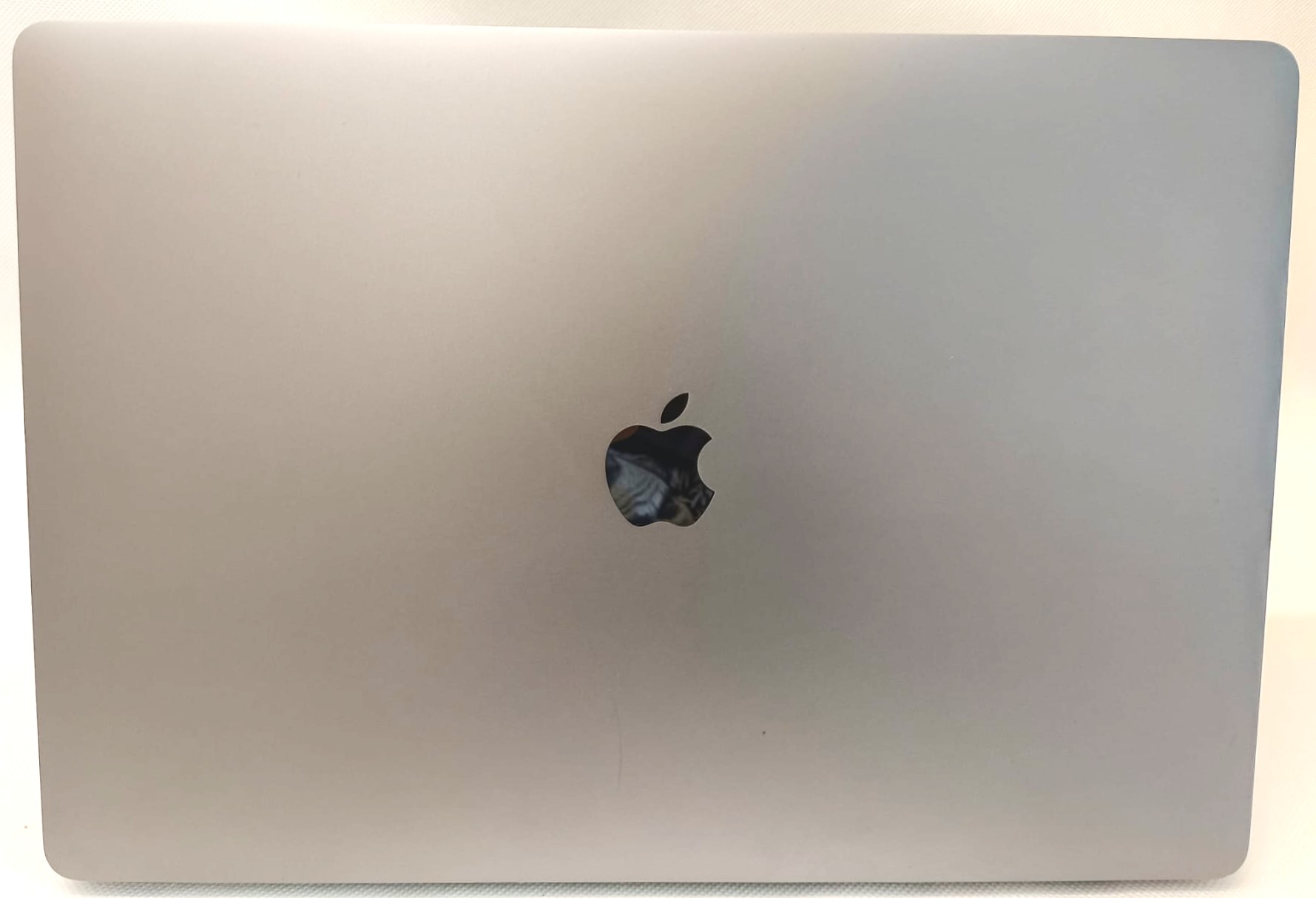 Laptop MacBook PRO 16" TouchBar Core i9-9880H 32GB 1TB Radeon Pro 5500M 3072x1920 - obrazek 3