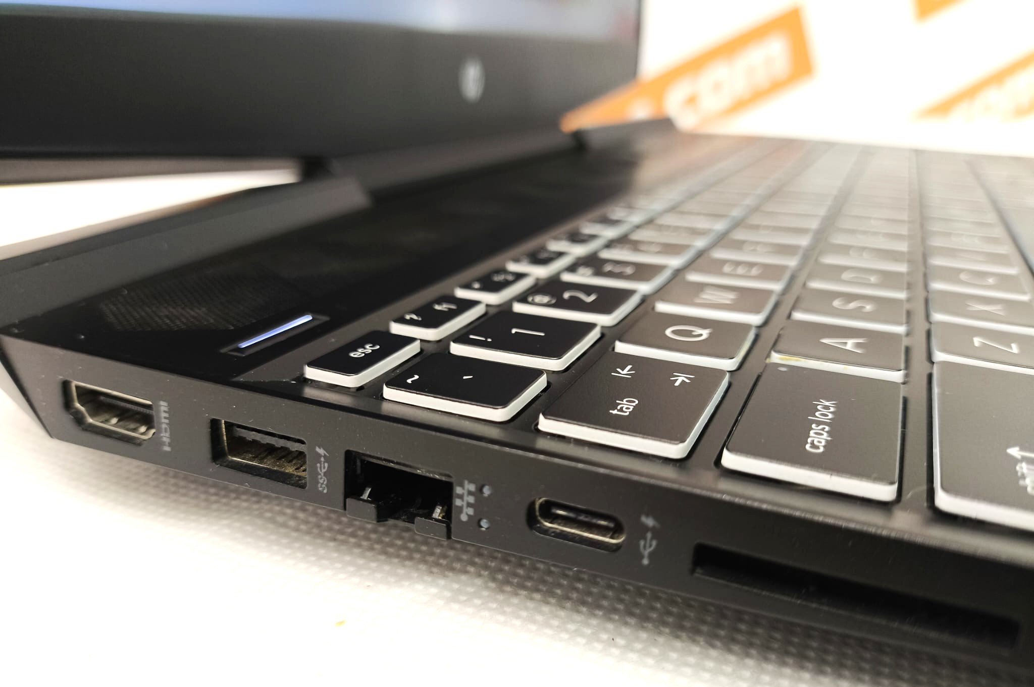 Laptop GAMINGOWY HP Intel Core i7 9750H 32GB 1TB SSD GTX 1050 4GB 60Hz Windows 11 - obrazek 6