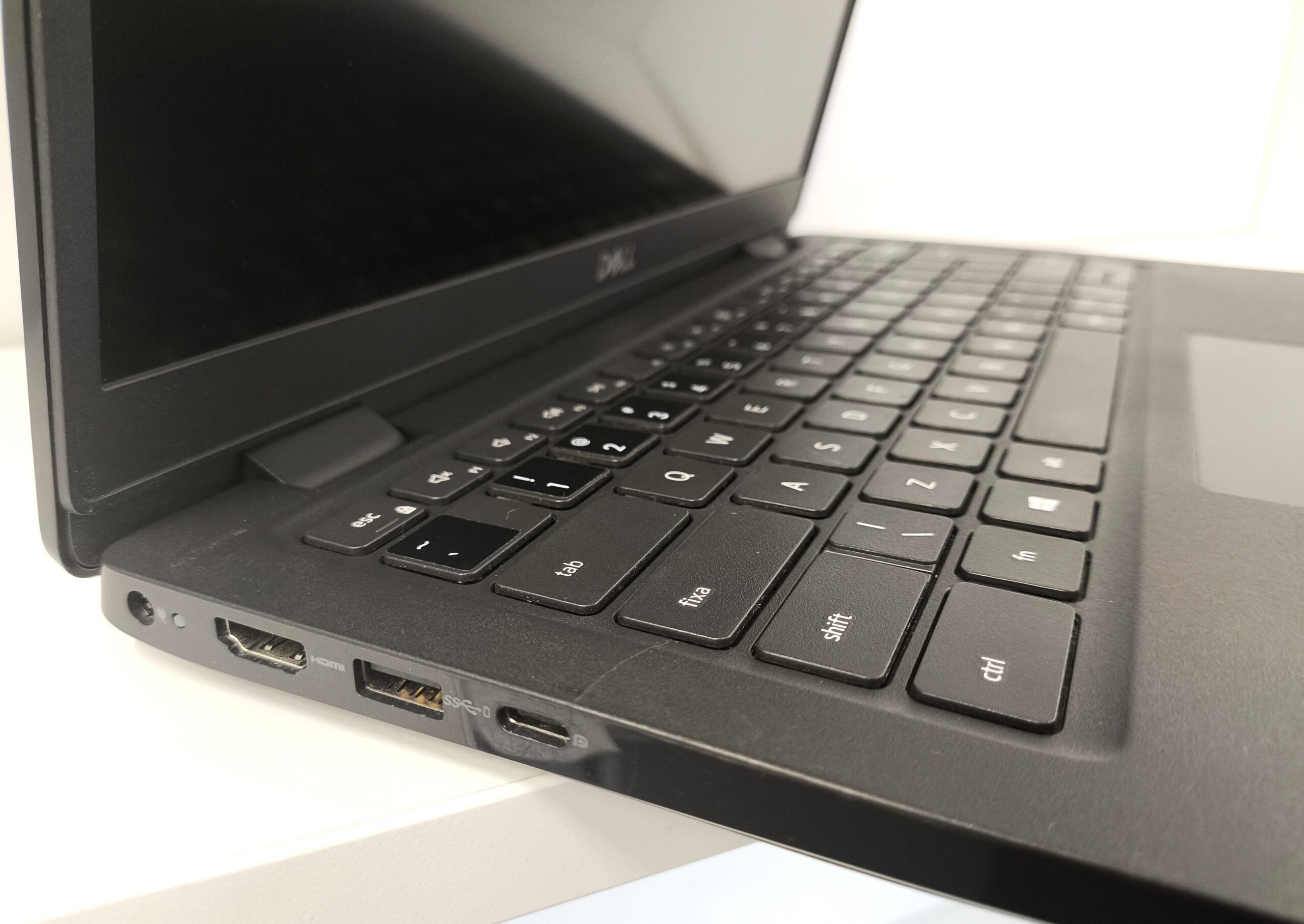 Laptop DELL Latitude 3420 Core i3-1115G4 8GB 256GB 14" FHD Windows 11 - obrazek 3