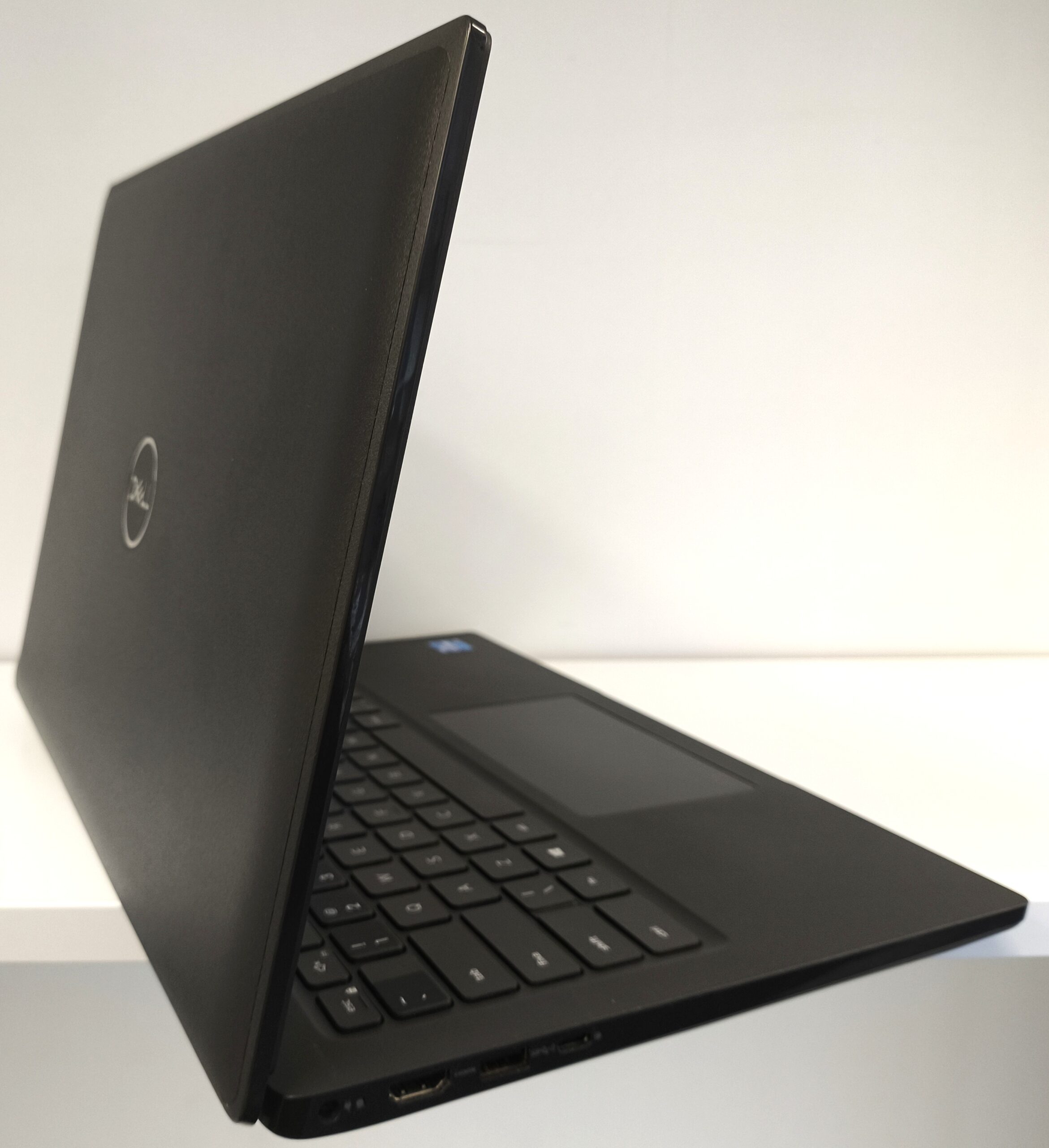 Laptop DELL Latitude 3420 Core i3-1115G4 8GB 256GB 14" FHD Windows 11 - obrazek 5